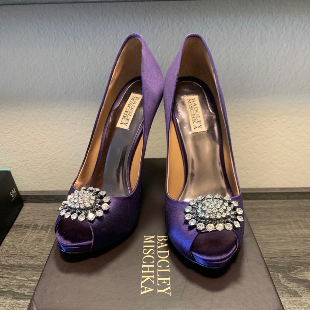 Badgley Mischka 'Lissa' open toe satin heel